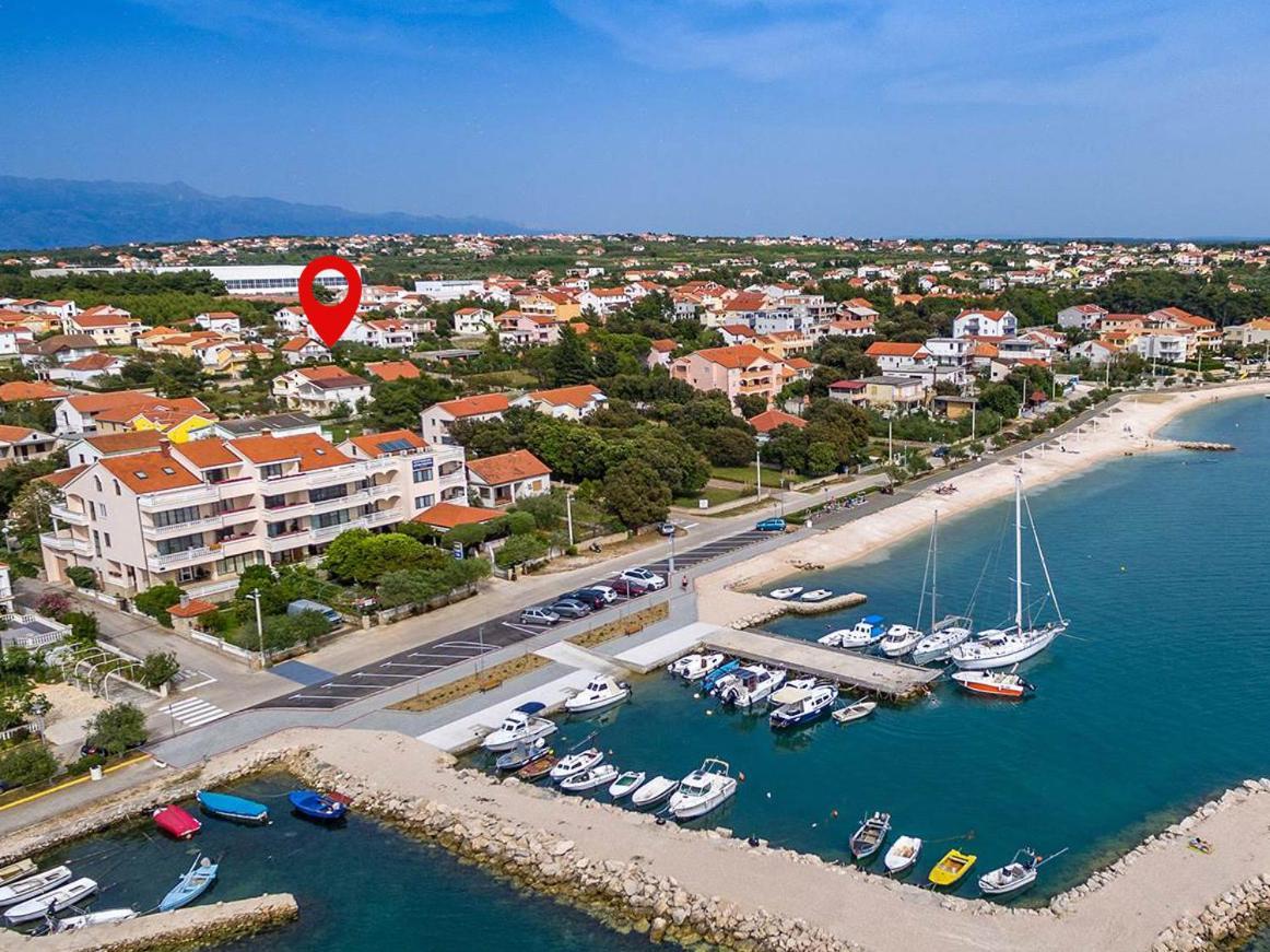 Apartman Milutin Vrsi Exterior foto